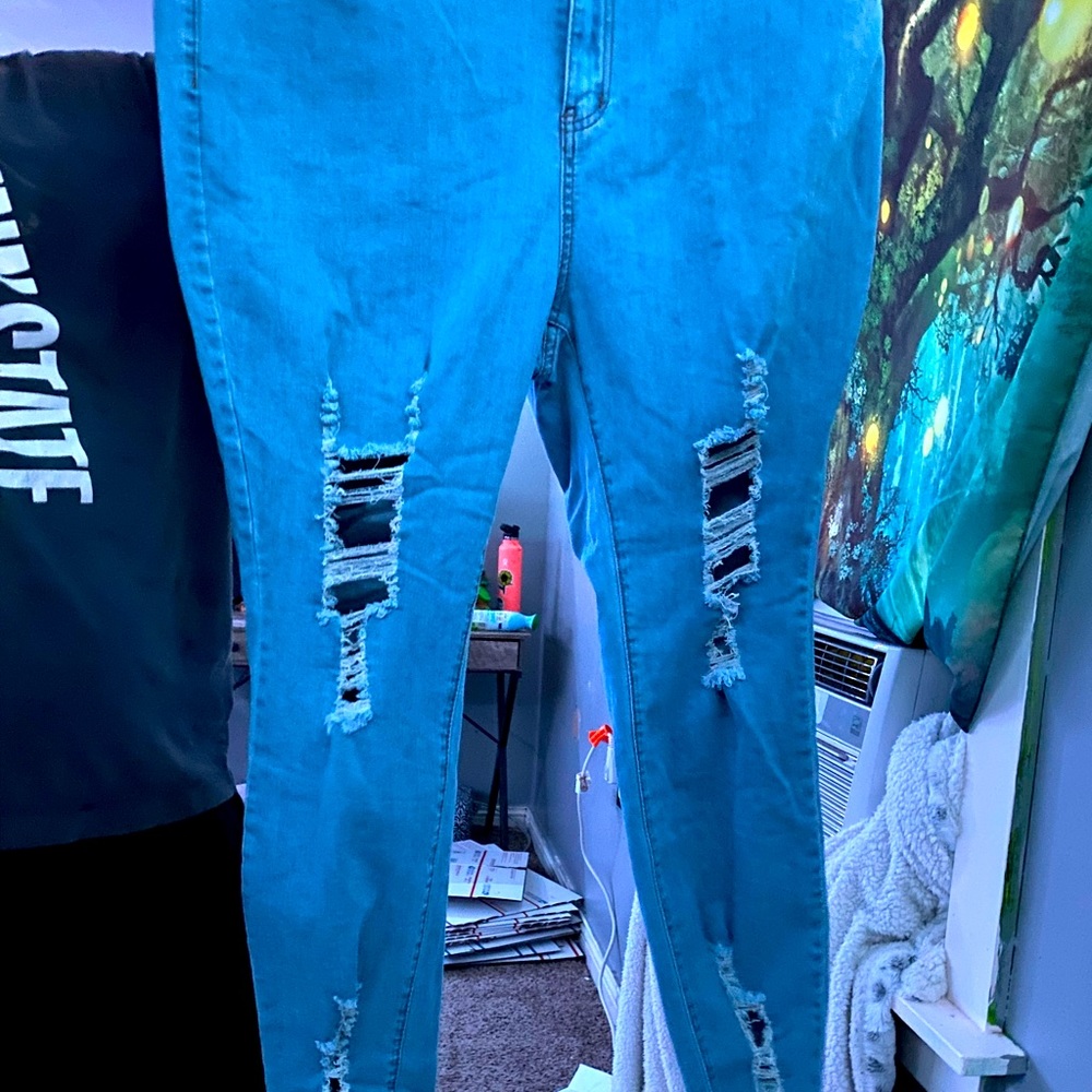 Jeans